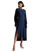 Robe décontractée en crêpe à manches longues et à manches drapées, col bateau, couleur unie, grande taille
